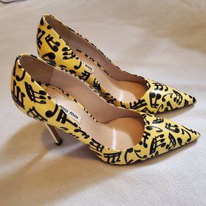 Miu Miu Music Note Print Patent Leather Pumps